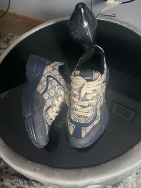 Gucci Kids Beige and Navy GG-Print Sneakers